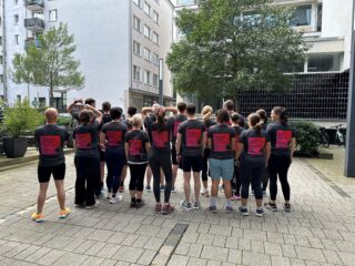 Mehrere Mitarbeitende von MVB beim JP Morgan Lauf
