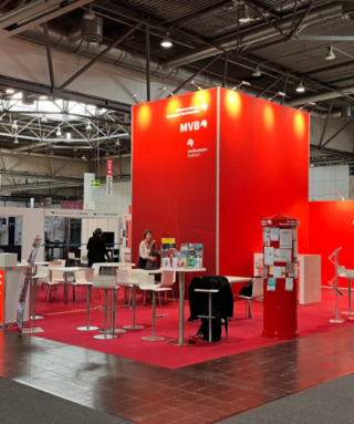 Blick auf den Messestand auf der Leipziger Buchmesse.