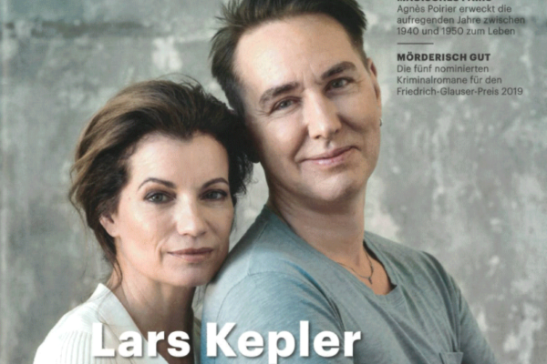 Buchjournal Cover mit Lars Kepler aus dem Jahr 2019